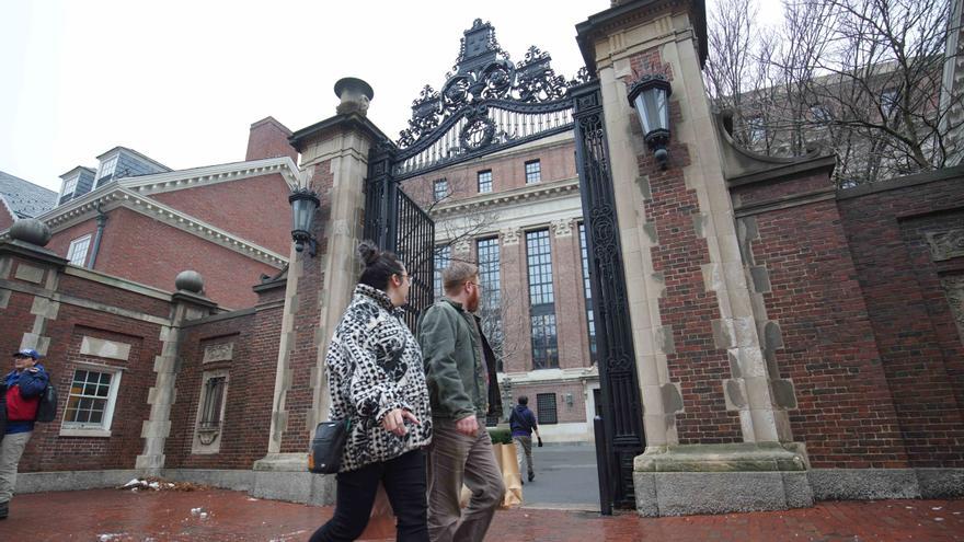 La Administración Trump demanda a Harvard por "discriminar" a alumnos judíos e israelíes