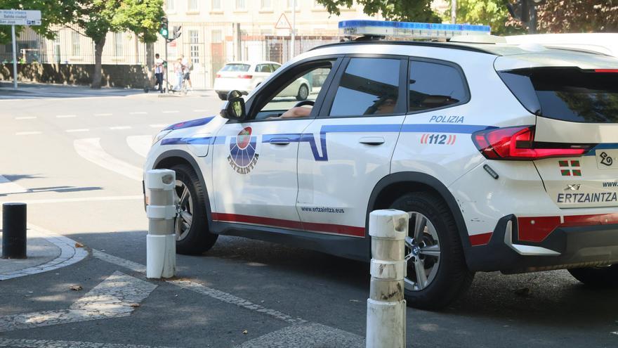 Detenido un joven de 19 años en Vitoria por robo y agresión sexual a una chica de 18