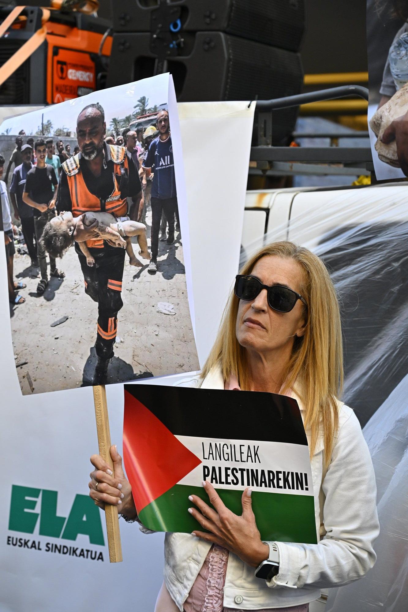 Miles de personas se manifiestan en Bilbao en apoyo al pueblo palestino