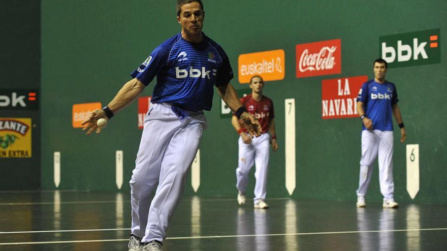 Aimar Olaizola reaparece con un buen tono tras una grave lesión