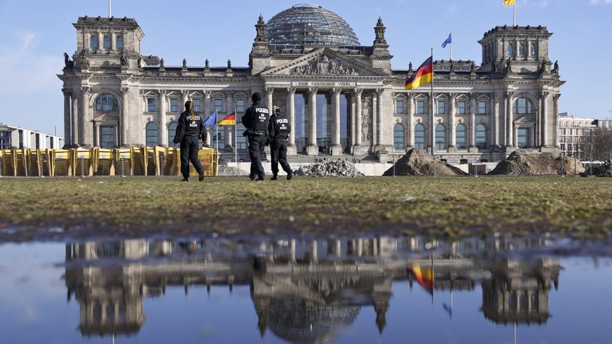 Alemania se mira al espejo