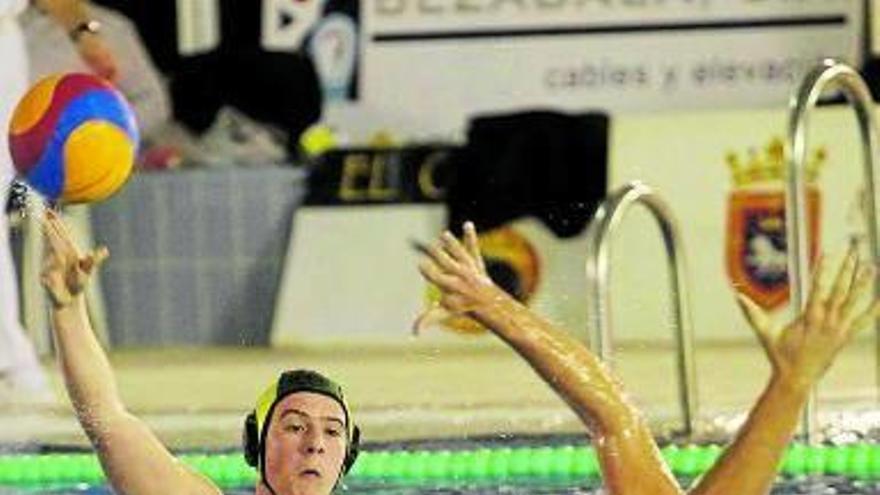 El WP Navarra cae en  la piscina del CN Mataró