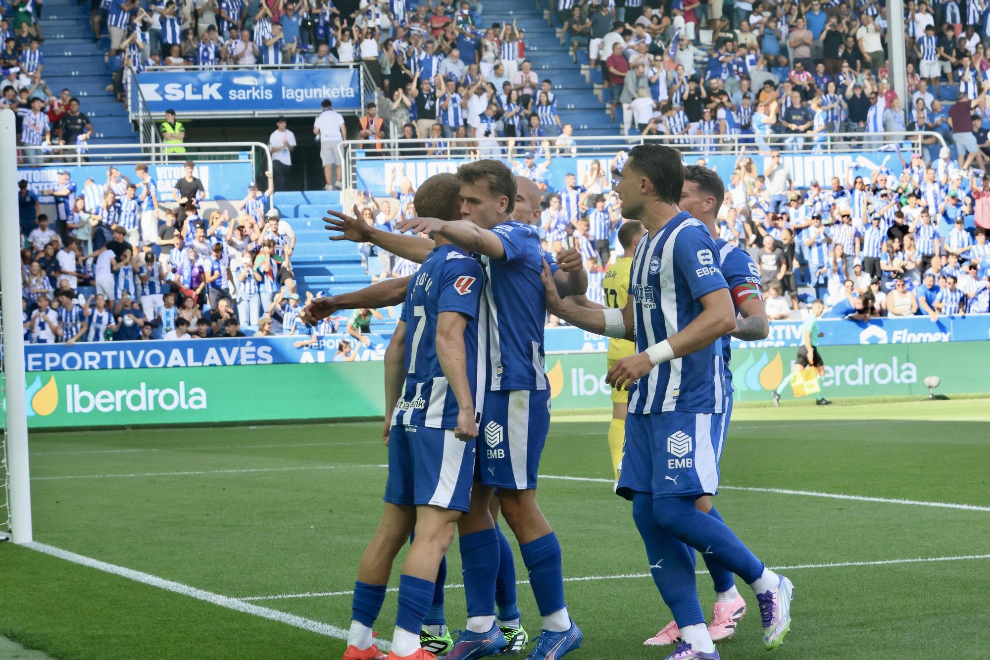 En imágenes: Un punto de oro para el Alavés tras empatar con el Atlético