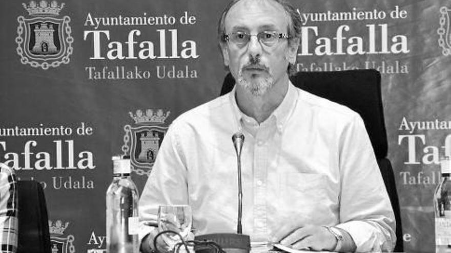 La dedicación exclusiva del alcalde, Arturo Goldaracena, ocupó buena parte del pleno.