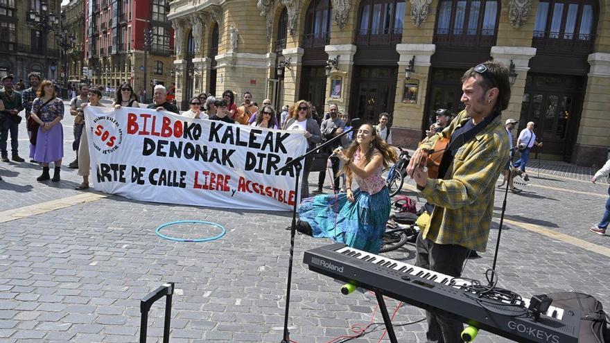 Bilbao se pronuncia sobre el malestar de los artistas callejeros: "Todavía no hay nada cerrado"