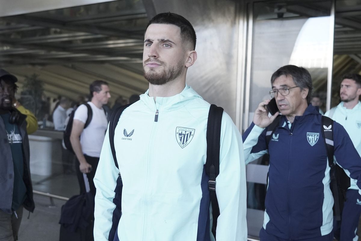 El Athletic vuelve a Bilbao desde Dortmund