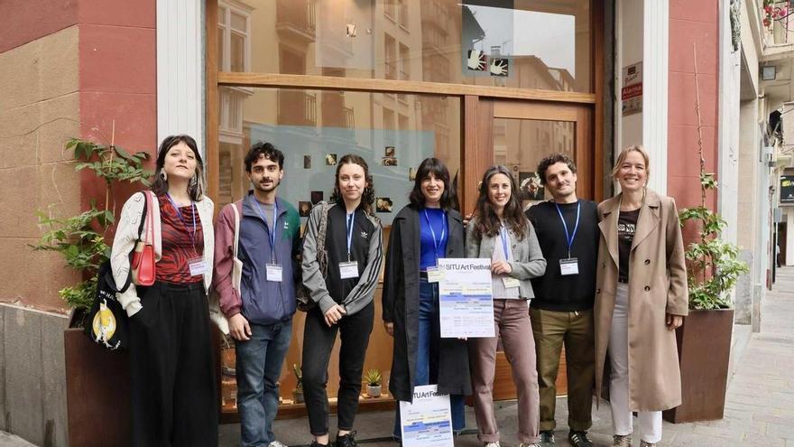 Cinco tiendas de Vitoria se convierten en galerías de arte con In Situ Art Festival