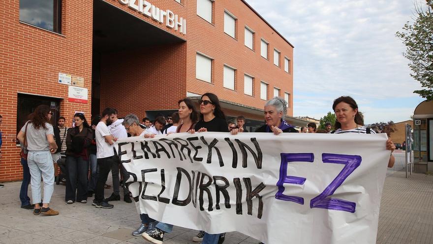 "Juntas y sin miedo": la respuesta colectiva de Zizur en apoyo a las 42 mujeres agredidas