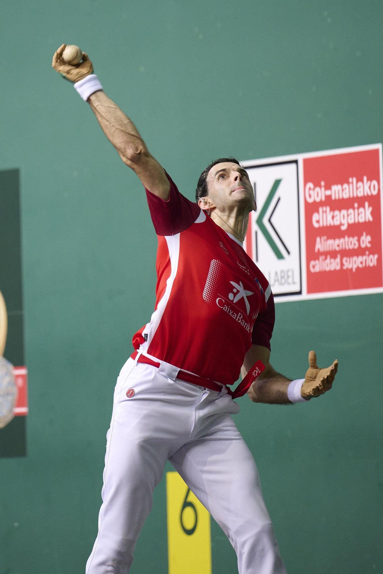 Javier Zabala y Jon Mariezkurrena, campeones del Masters CaixaBank ante Altuna III e Imaz en el Navarra Arena.