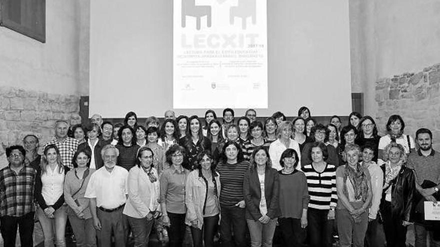 Lecxit: voluntarios para enseñar a los niños a leer mejor