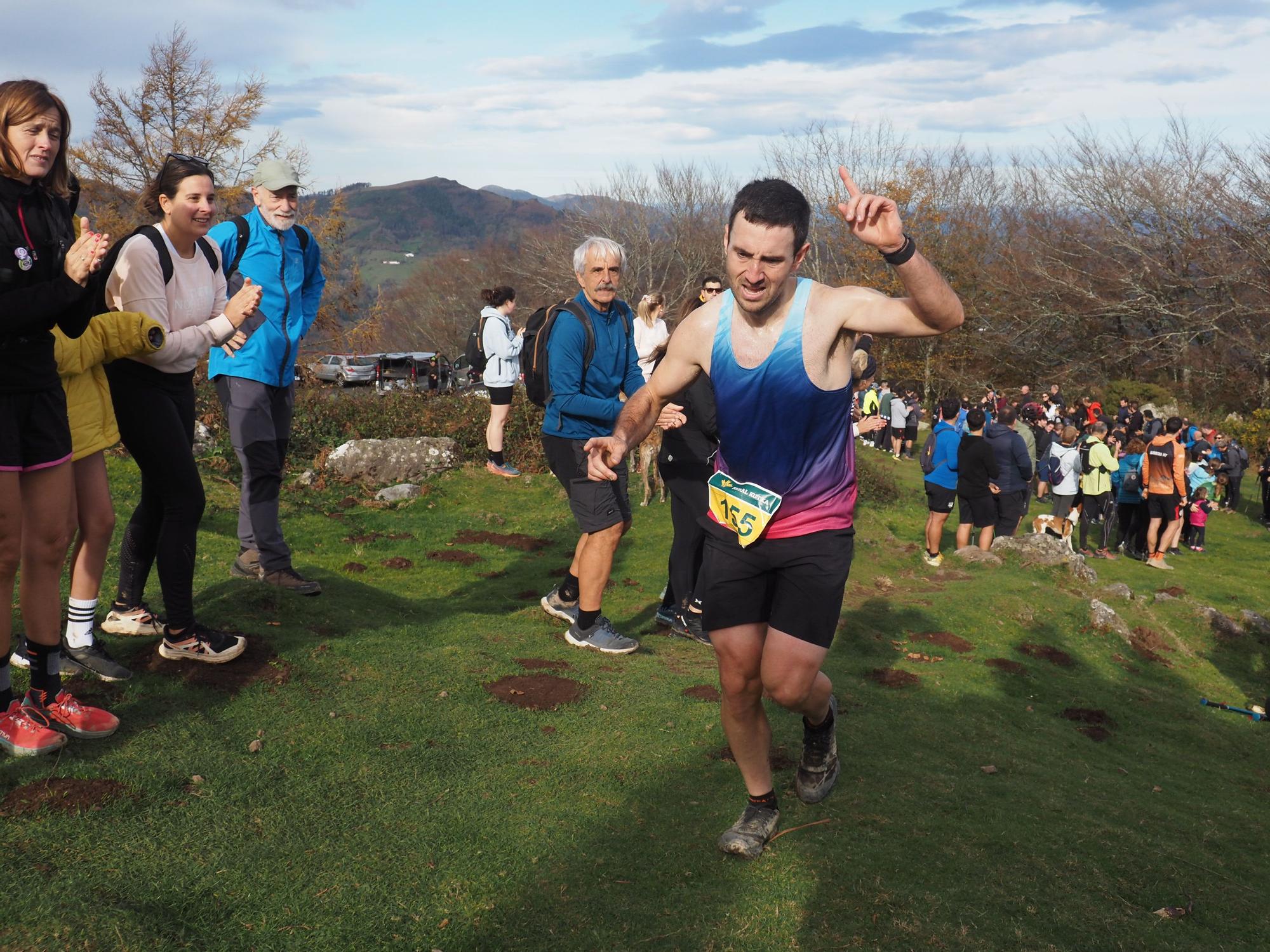 La llegada de los corredores a Karakate, en imágenes