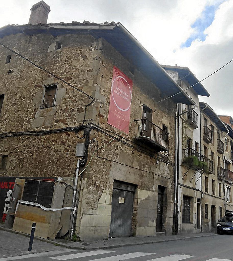 El edificio de Kale Zaharra que se transformará en Emakumion Etxia.