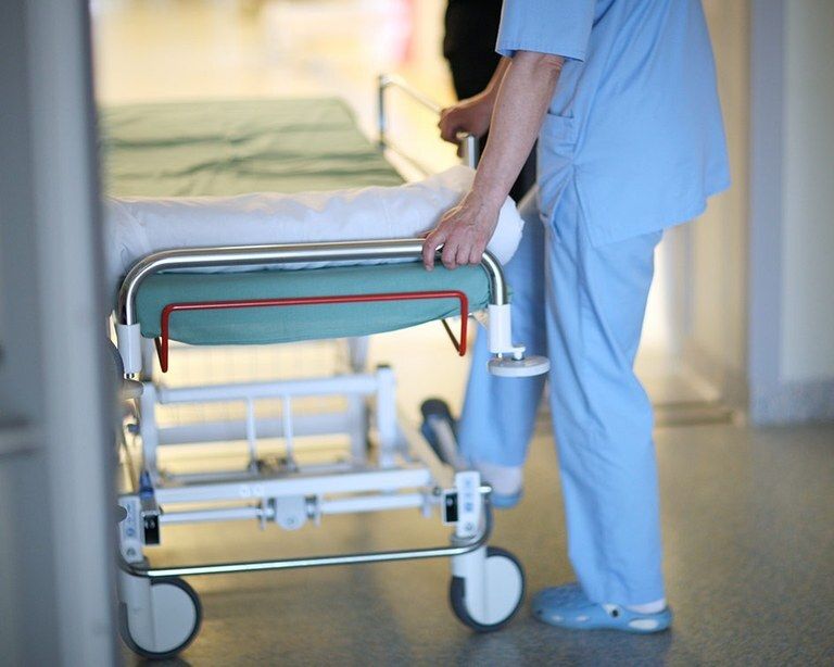 Un celador de Osakidetza.