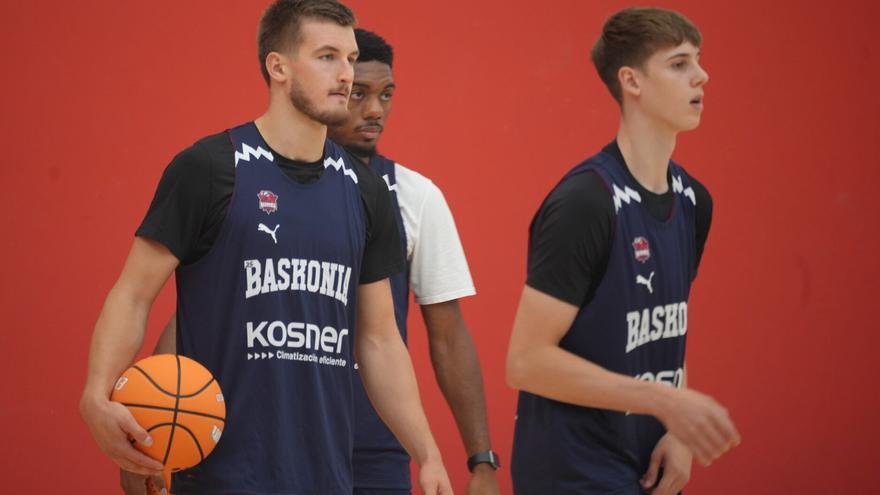El Baskonia organiza un entrenamiento a puertas abiertas en el Buesa