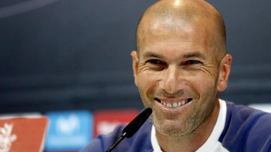El técnico del Real Madrid, Zinedine Zidane.