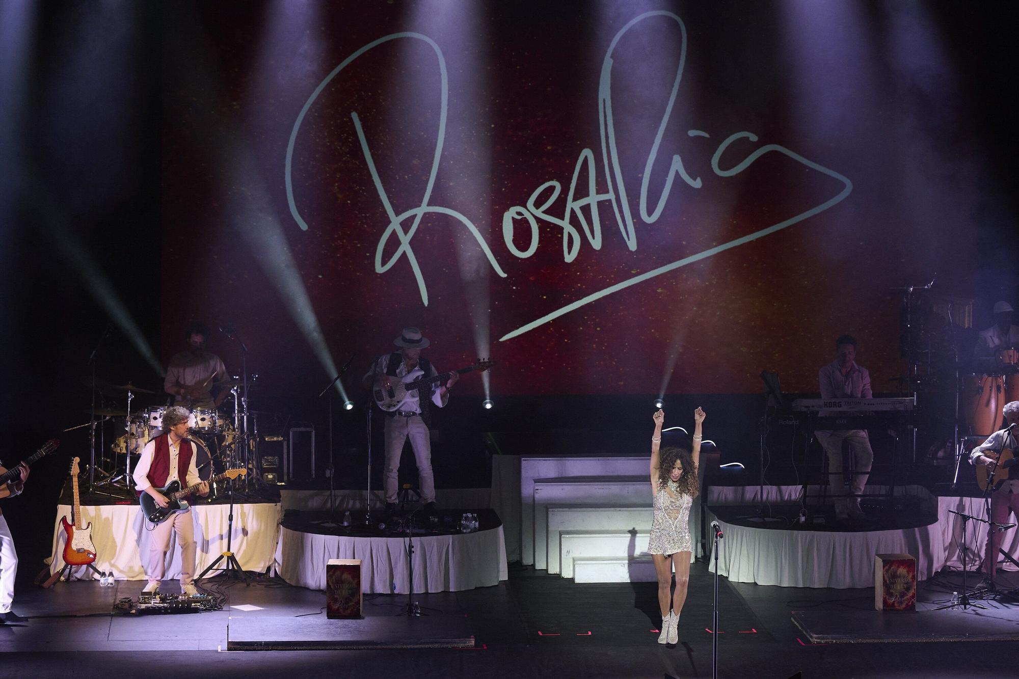 Fotos del concierto de Rosario Flores en Baluarte