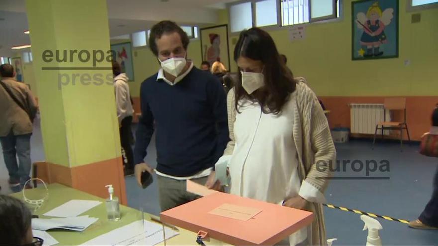 Madrid pide &quot;paciencia&quot; y llama a la &quot;tranquilidad&quot; ante las largas colas por el protocolo Covid