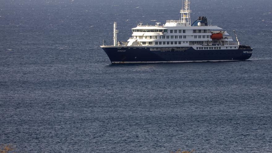 El Estado español acuerda con la OMS que el crucero con hantavirus haga escala en Canarias