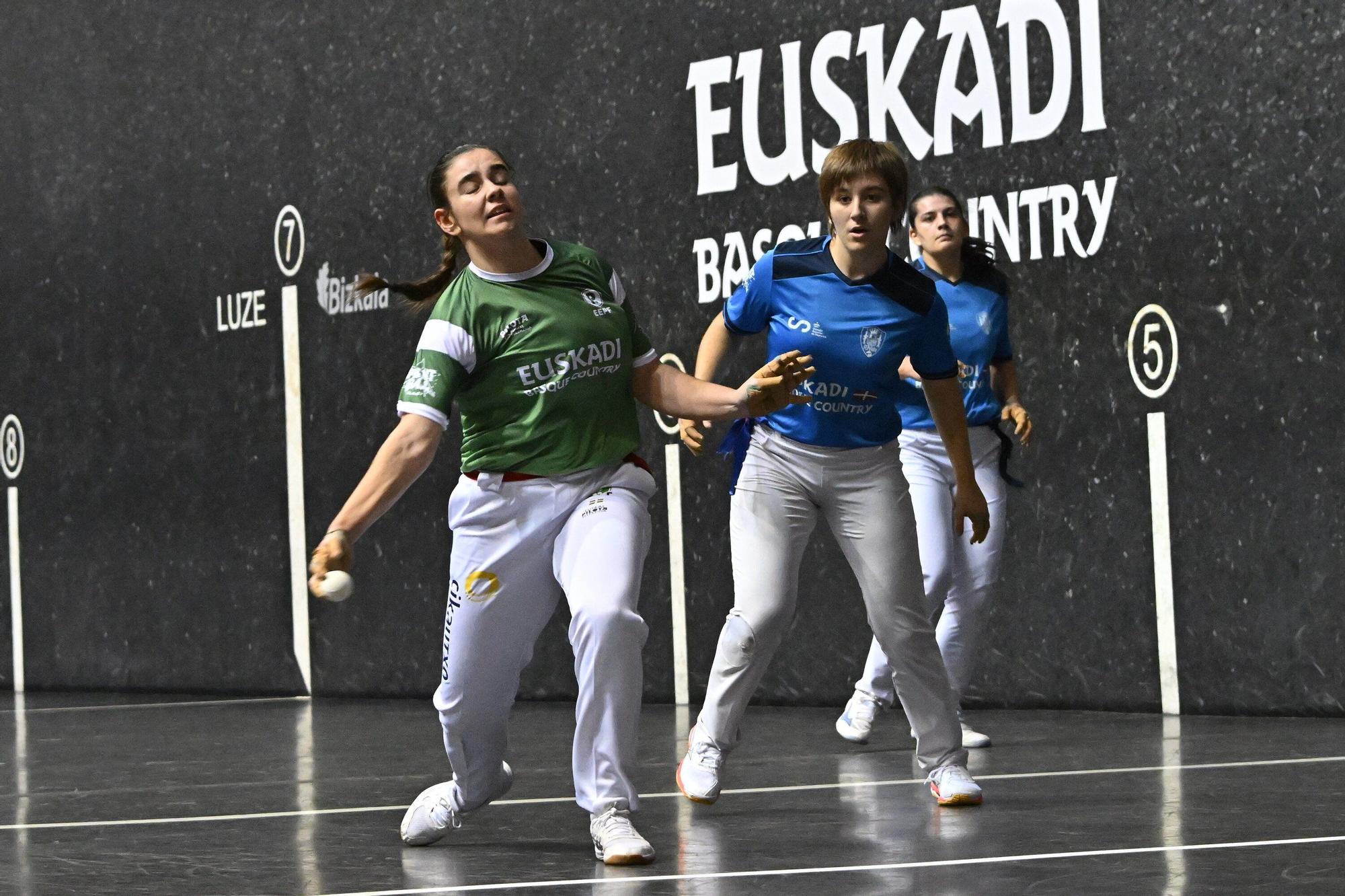En imágenes: Doblete de Euskadi en mano femenina