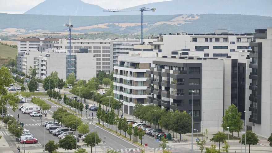 Navarra es la tercera Comunidad con mayor brecha entre el aumento del precio de la vivienda y el de los salarios