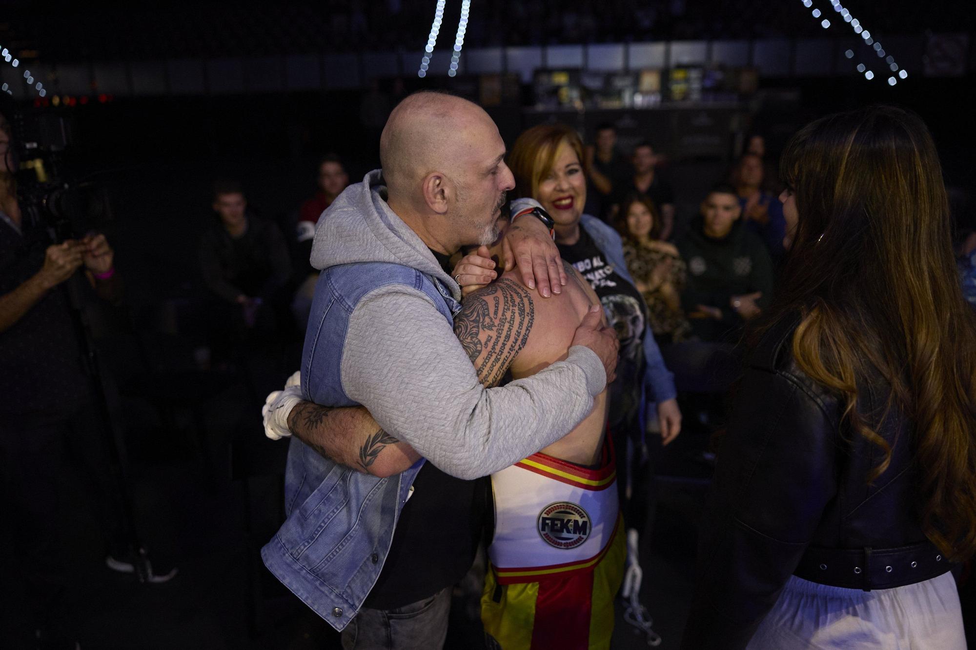 El Muay Thai pone en pie el Navarra Arena