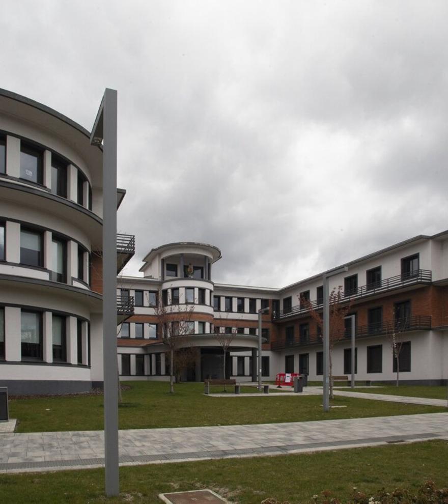 Agradecimiento al personal de la primera planta del Hospital San Juan de Dios