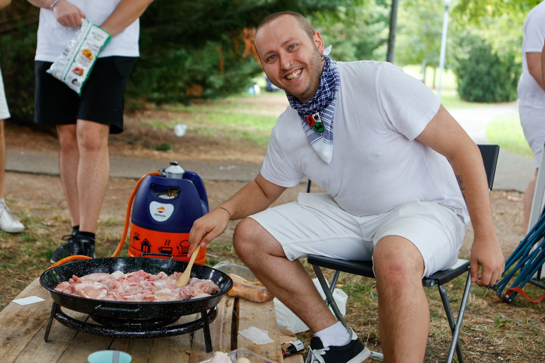 Fotos de la paellada de Mendillorri y de los calderetes de Berriozar este domingo