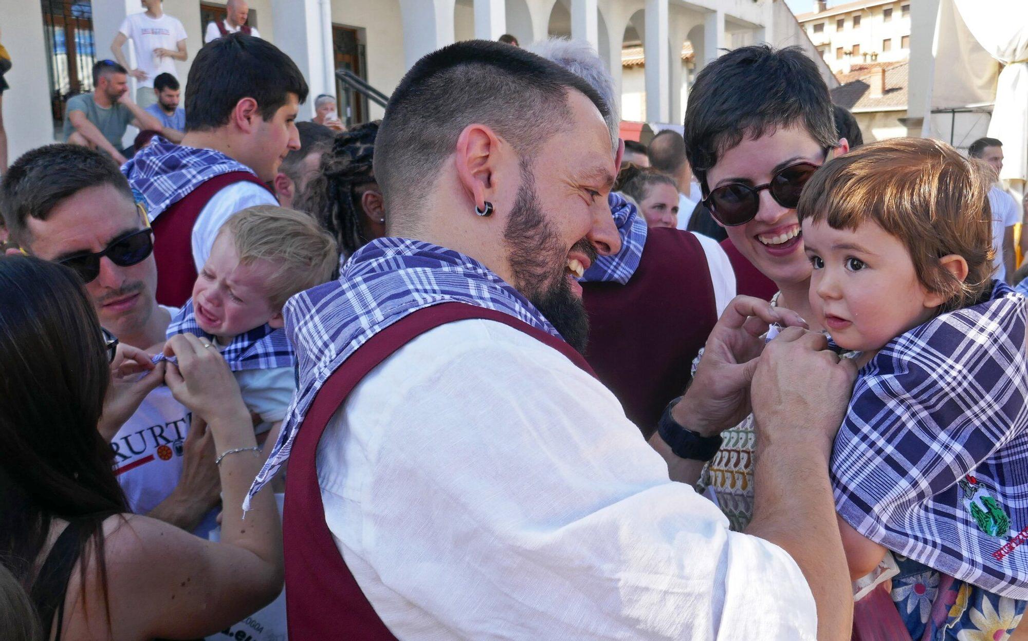 Fotos del chupinazo de fiestas de Irurzun