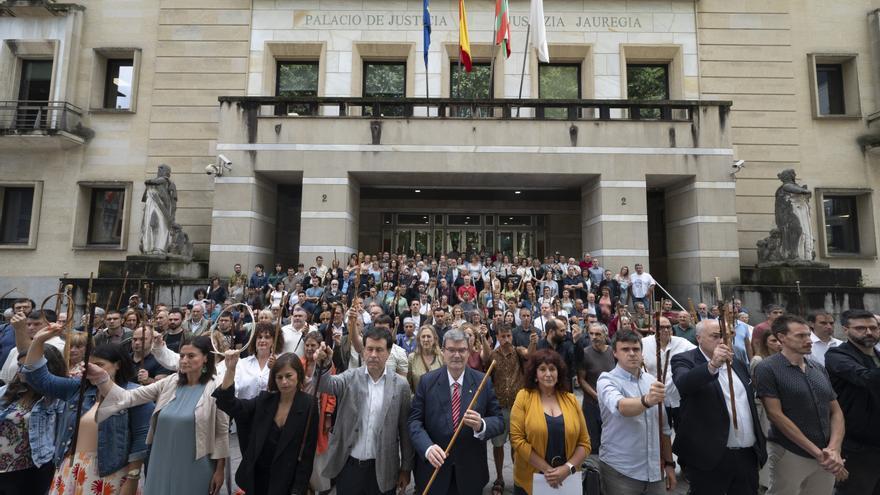 La ofensiva judicial contra el euskera en la Administración escala hasta el Tribunal Constitucional