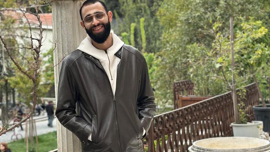 El conflicto obliga a un doctorando palestino a defender desde Cisjordania su tesis en la EHU:  &quot;Vivir en Tulkarem es como vivir en estado de asedio&quot;