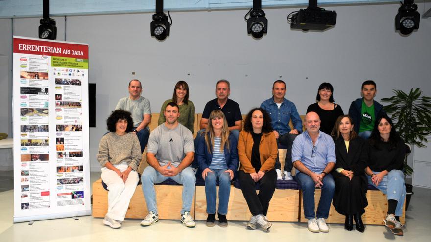 Euskararen Eguna hamabostaldian bihurtu da