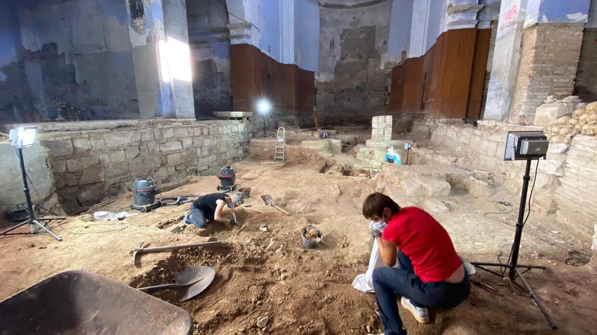Imagen de la iglesia de San Nicolás durante las excavaciones arqueológicas.