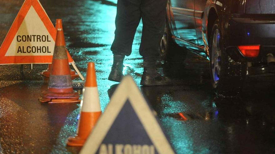 Se lleva por delante los conos de un control del alcoholemia en Tudela: "No sabía ni dónde estaba"