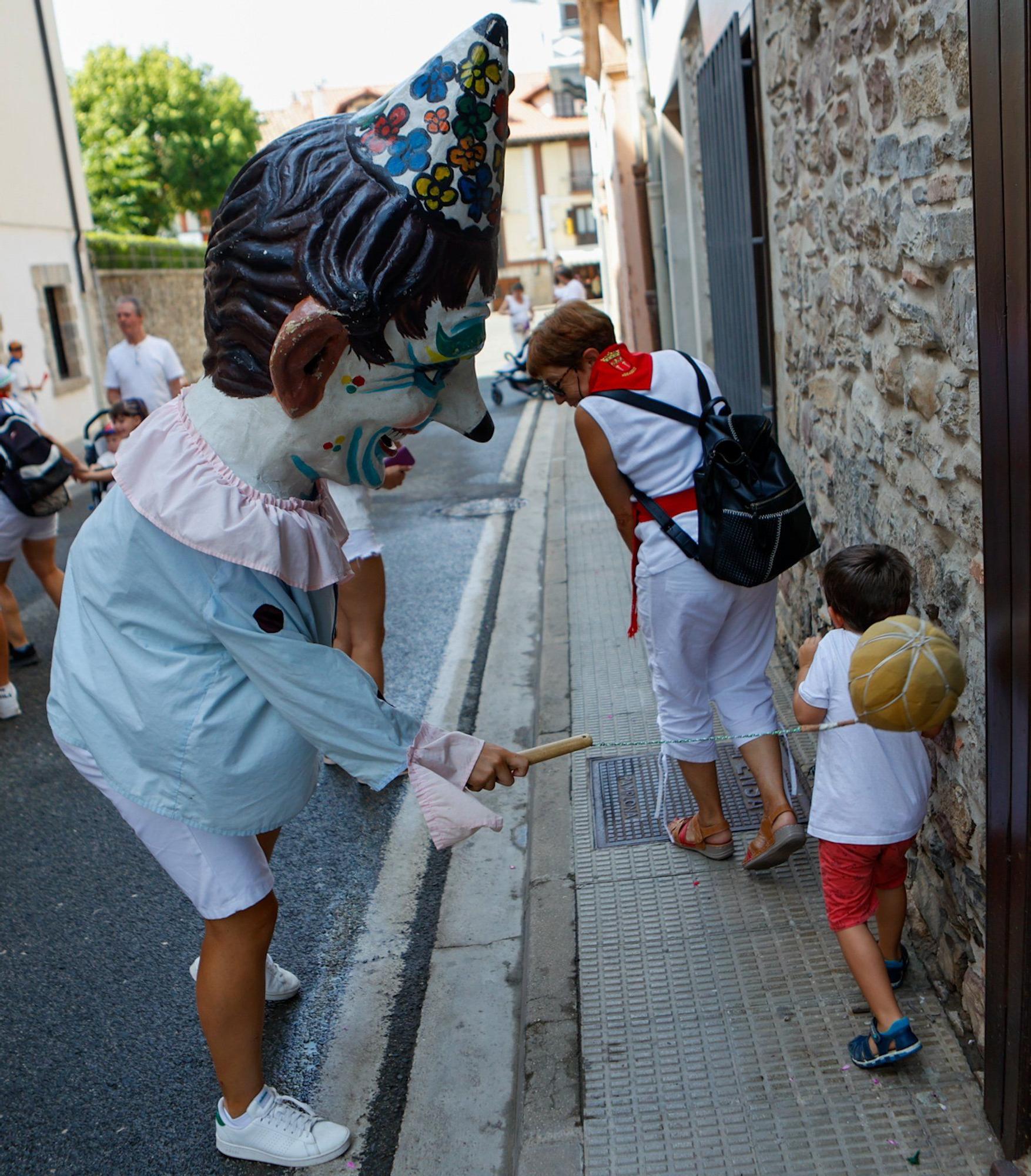 Fotos del Día de la Infancia en las fiestas de Aoiz