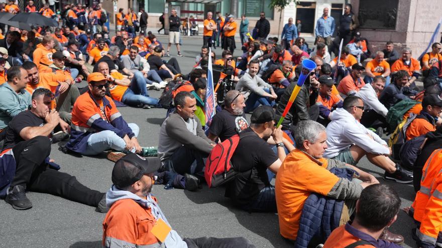 El administrador de Tubos Reunidos anuncia la retirada del ERE y lanza un mensaje de tranquilidad