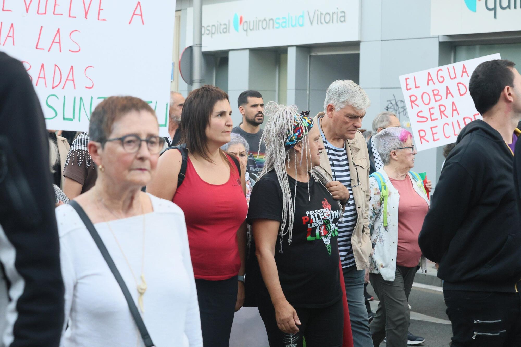 En imágenes: Vitoria protesta contra el genocidio en Gaza
