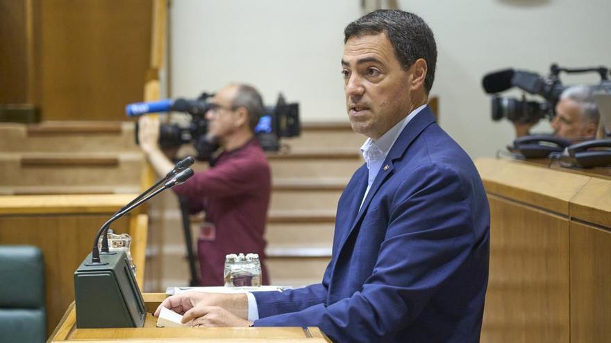 Pradales no se reunirá con Sánchez en julio sin cerrar acuerdos concretos