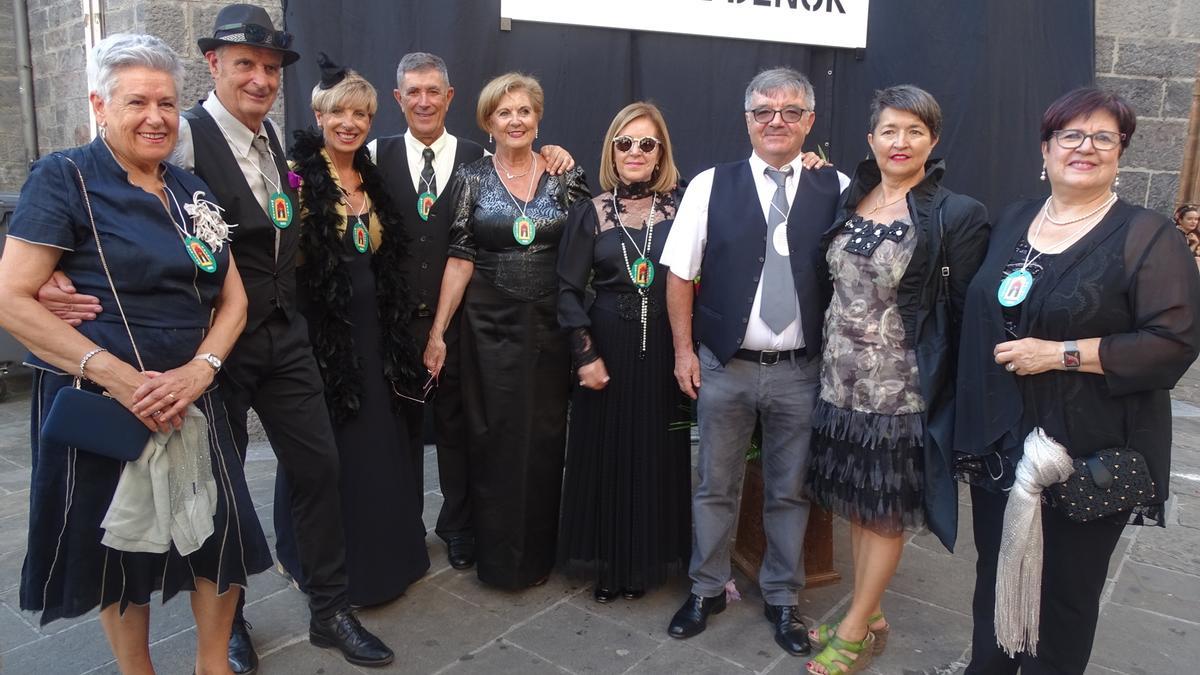 Con la elegancia por bandera, las cuadrillas se echarán este viernes a la calle para disfrutar de la fiesta.