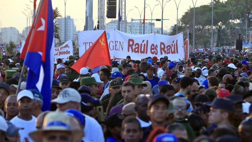 La Habana se moviliza tras la imputación de Raúl Castro