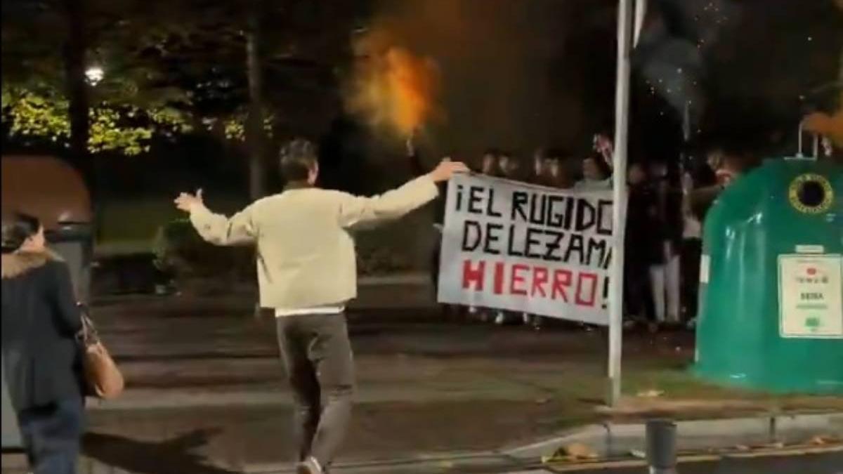 El recibimiento a Hierro ha tenido lugar en Basauri