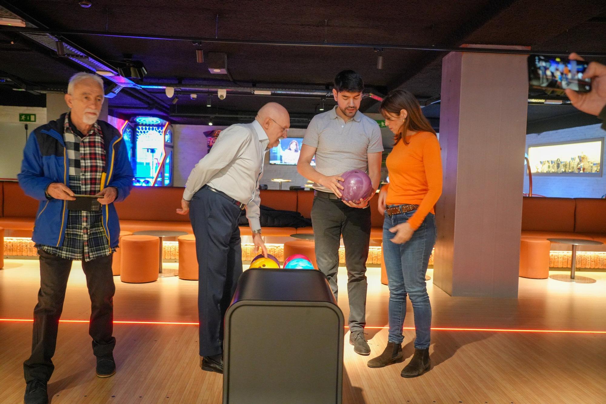 En imágenes: Reabre la bolera Pagazuri