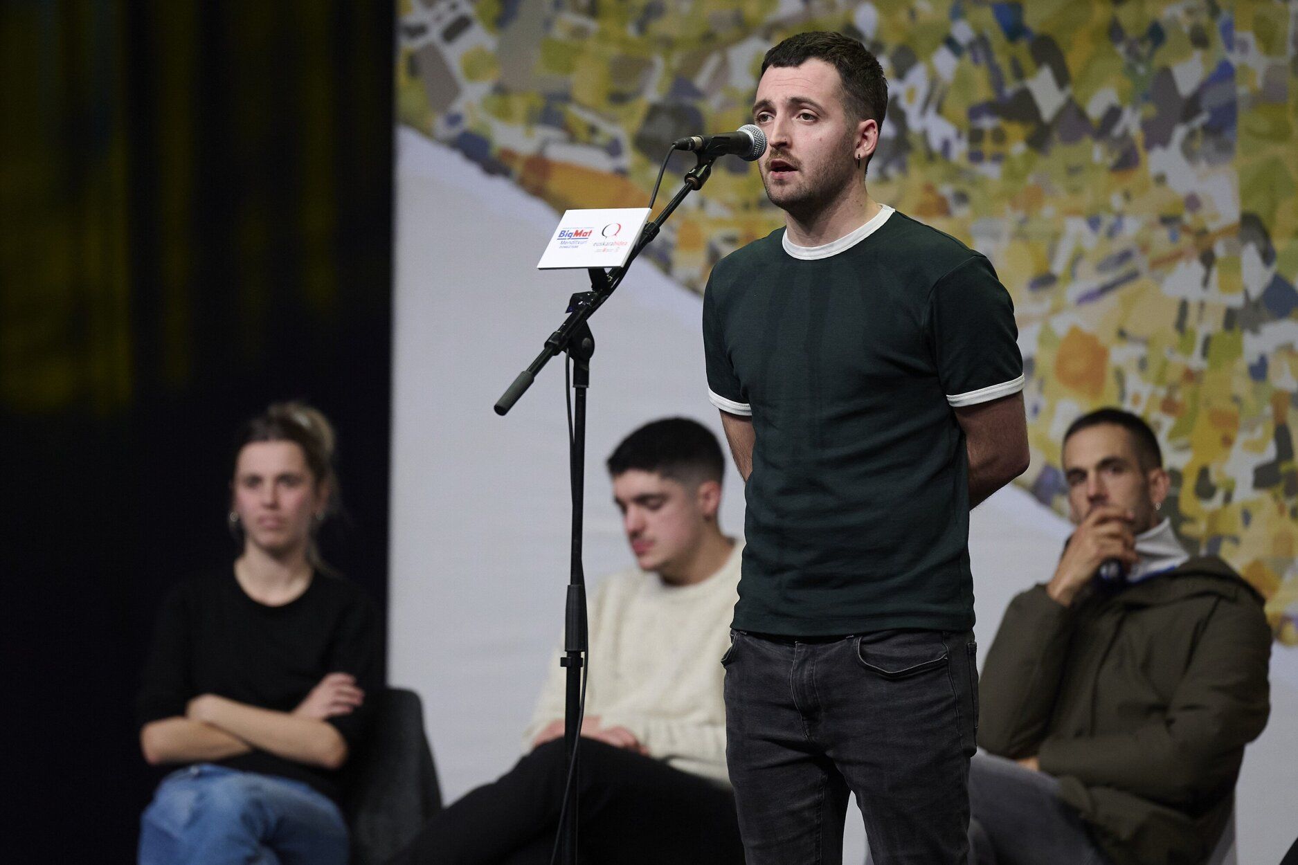 Navarra Arena, jendez lepo Nafarroako Bertsolari Txapelketa 2025-eko finalean