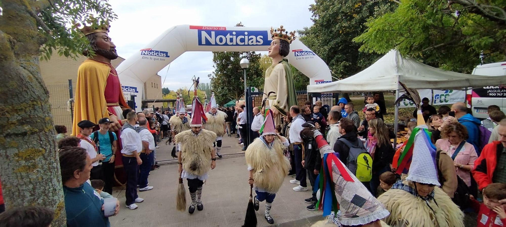 Fotos: Nafarroa Oinez 2025 en la ikastola Paz de Ziganda de Villava - Atarrabia