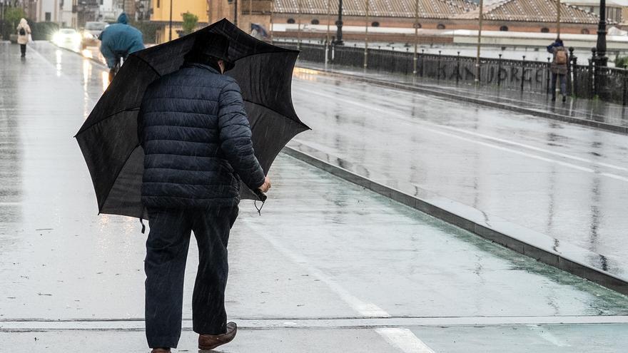 La borrasca Kristin agravará este miércoles la situación meteorológica