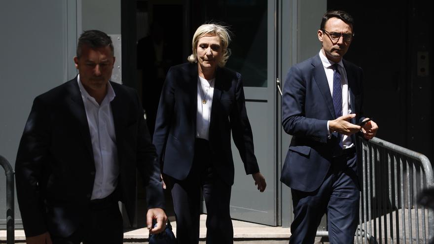 La “gran coalición” toma forma en Francia ante una ultraderecha sin mayoría