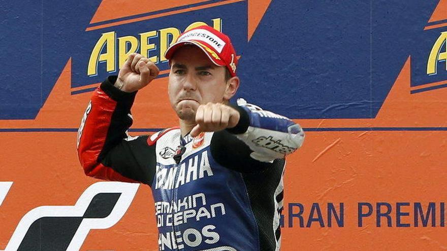 Lorenzo y Stoner, volver a empezar casi a mitad de temporada