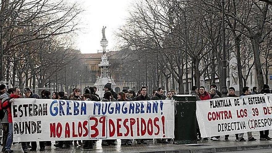 Empleados de Asientos Esteban en una protesta en 2011.