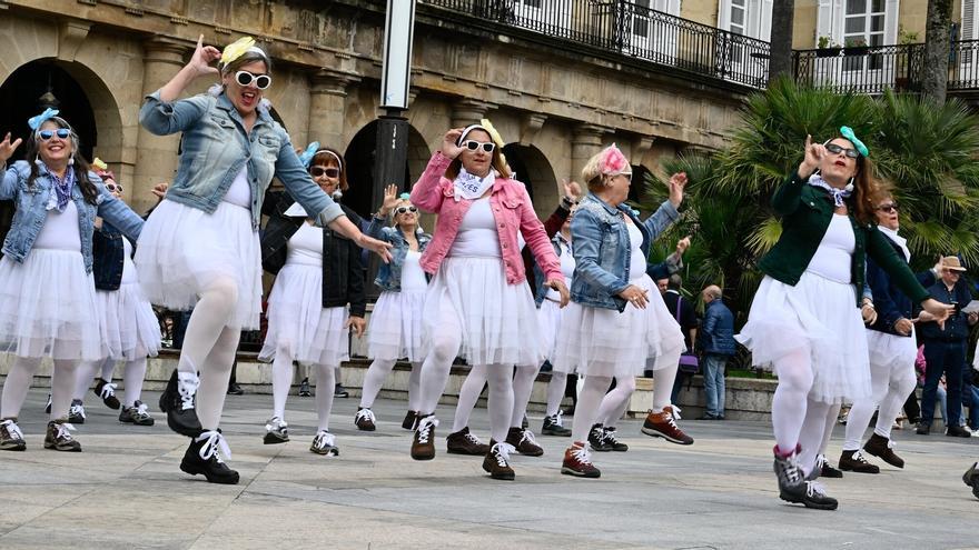En el baile electoral también son mayoría las mujeres