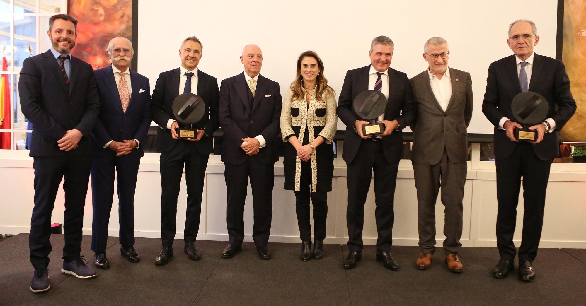 Fotos de la entrega de los Premios Cámara Navarra 2025