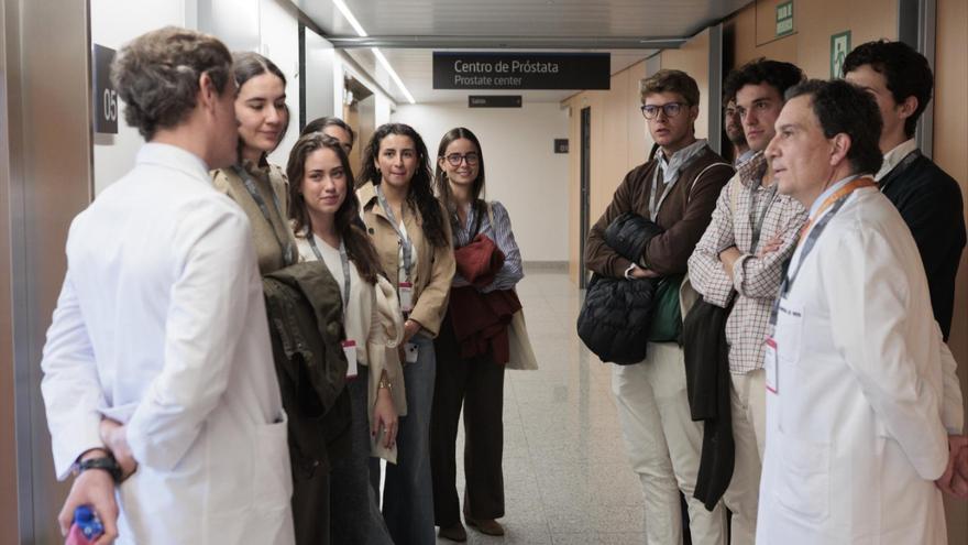180 futuros médicos se interesan por las 53 plazas MIR que oferta la Clínica Universidad de Navarra en Pamplona y Madrid